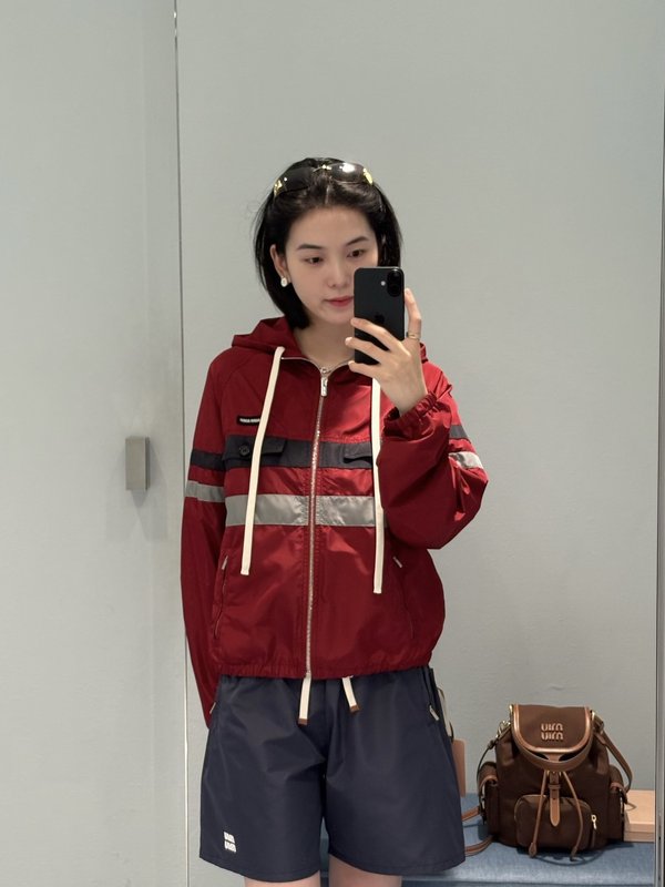 미우미우 네이론 반바지 001-232382