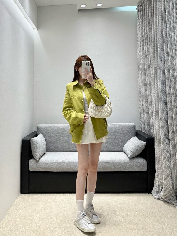 라이트 블루 칼라 지퍼 자켓 아우터 001-232563