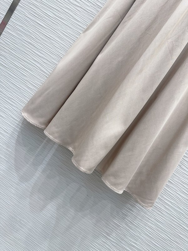 미우미우 우아한 민소매 원피스 001-232571
