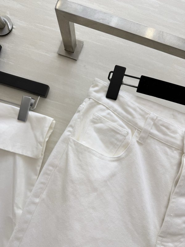 샤넬 클래식 백팩 버클 데님 팬츠 001-232958