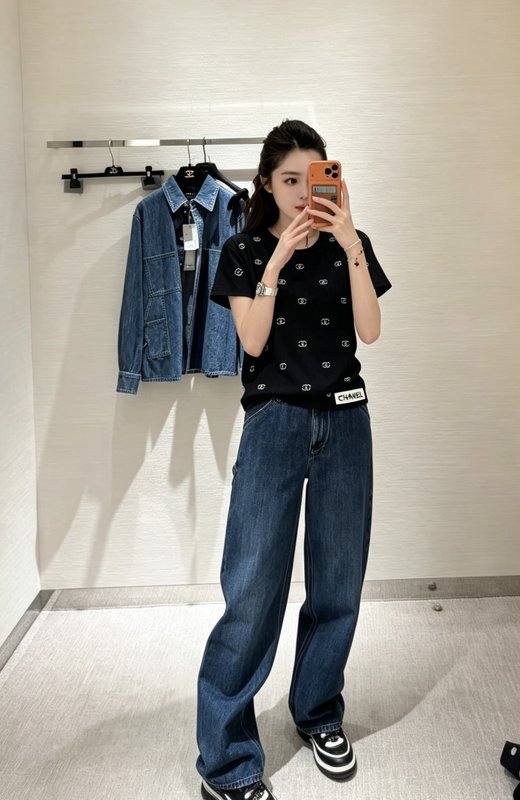 샤넬 풀 다이아몬드 더블 C 로고 티셔츠 001-232975