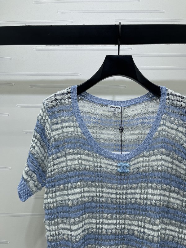 샤넬 블루 화이트 스트라이프 라운드넥 반팔 니트 001-233009