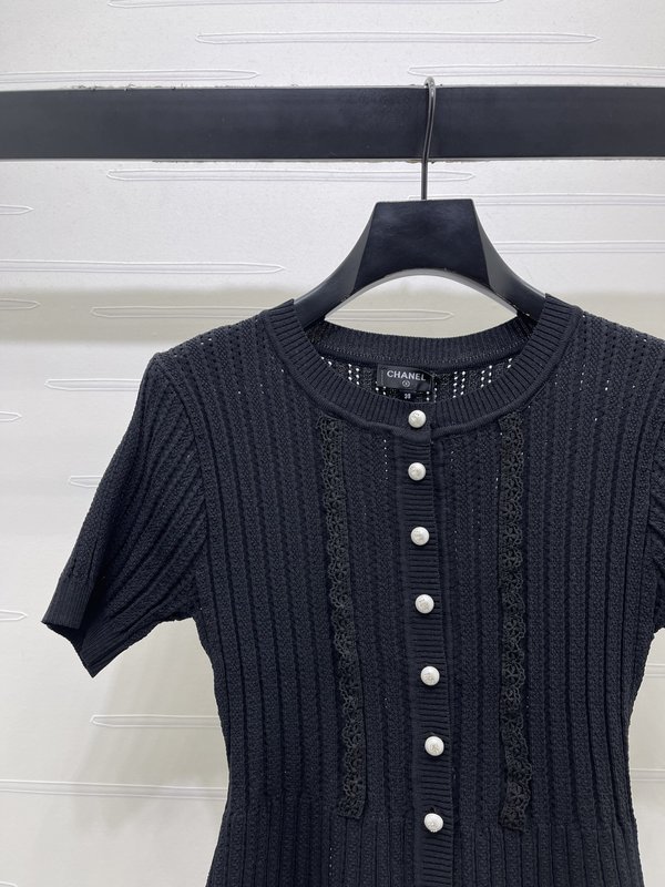 샤넬 봄여름 피쉬테일 니트 반팔 티셔츠 001-233120