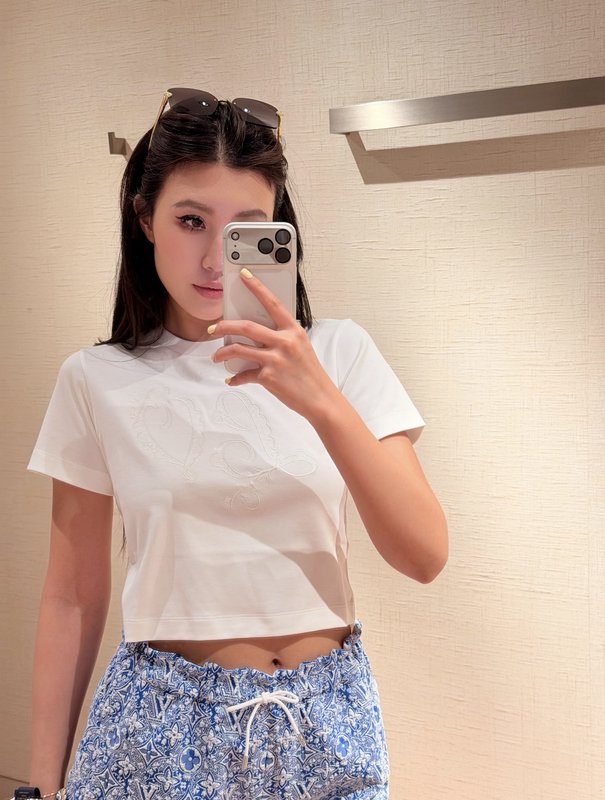 루이비통 자수 레이스 숏티셔츠 001-233151