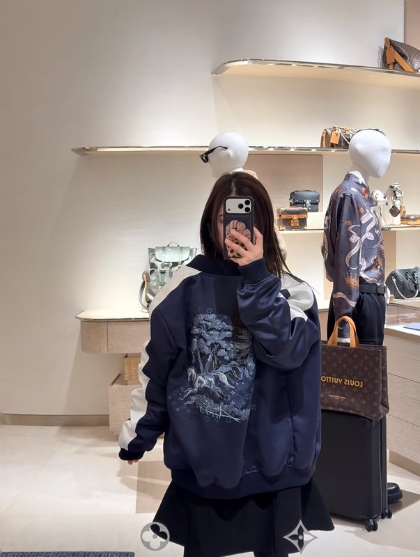 루이비통 말 자수 네이비 블루 자켓 001-233243