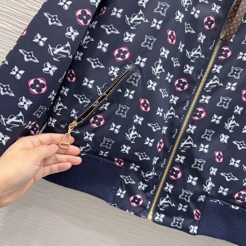 루이비통 양면 착용 자켓 아우터 001-233313
