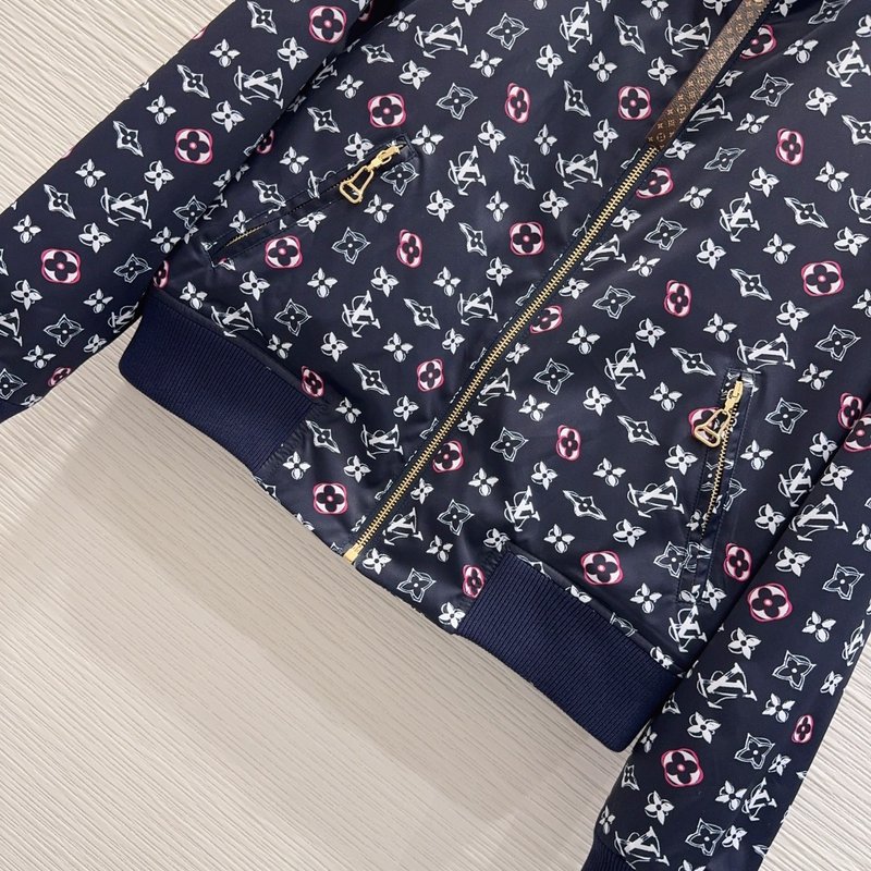 루이비통 양면 착용 자켓 아우터 001-233313