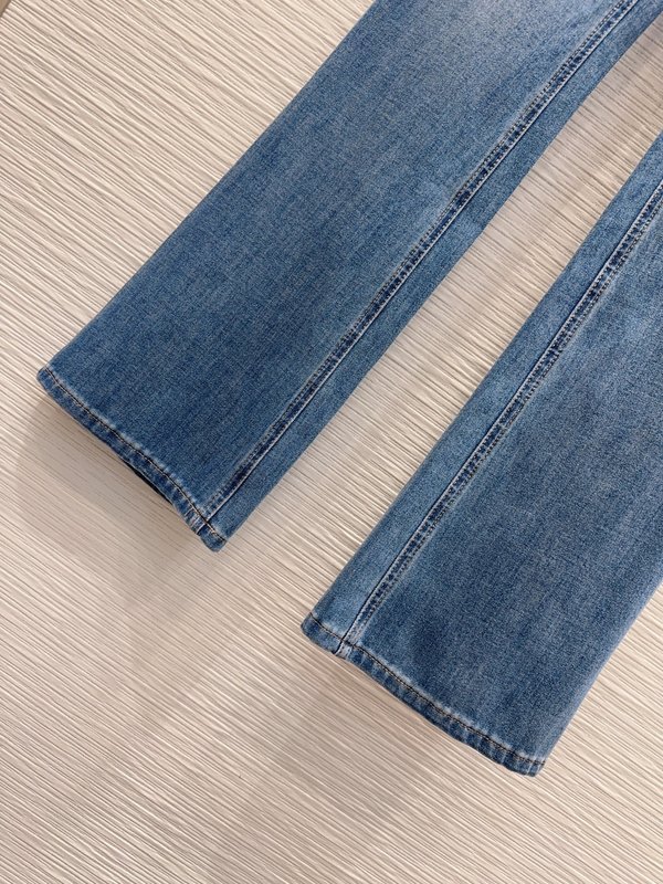 루이비통 스탠다드 핏 슬림 데님 팬츠 001-233315