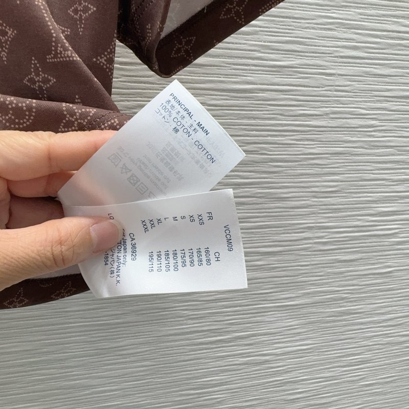 루이비통 여성 클래식 프린트 반팔 티셔츠 001-233336