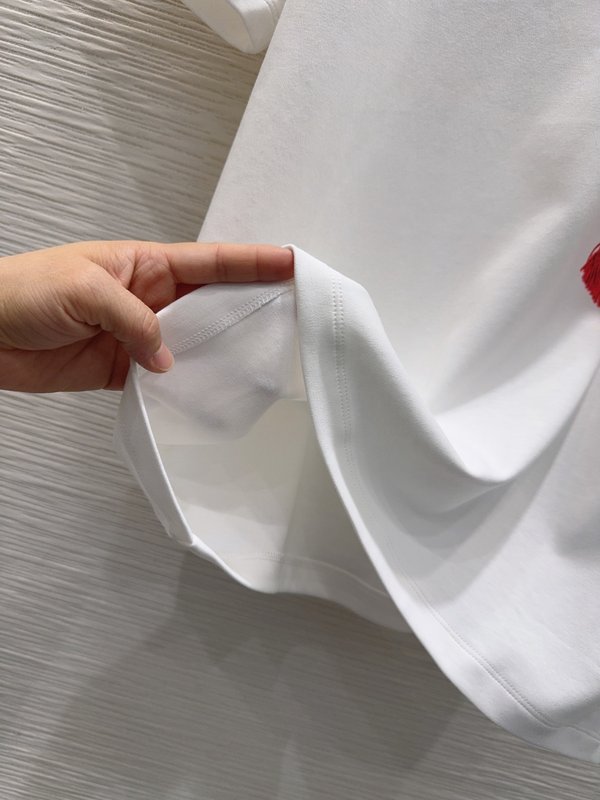 루이비통 뉴 루즈핏 반팔 티셔츠 001-233339