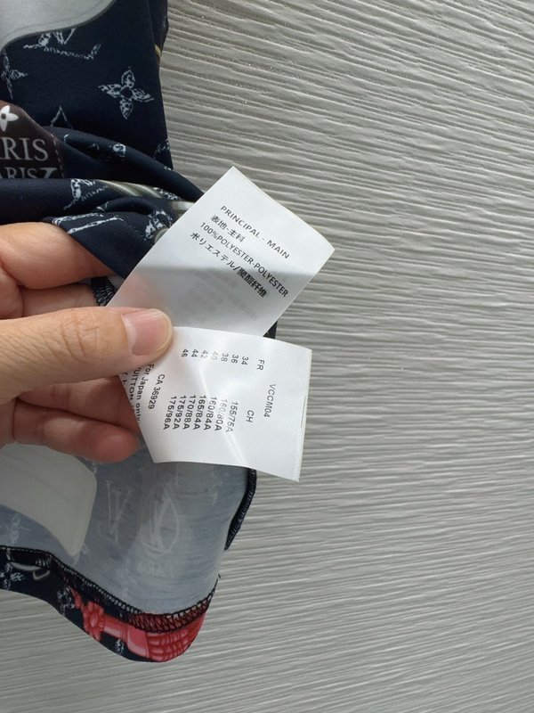 루이비통 신상 프린트 탑 001-233411