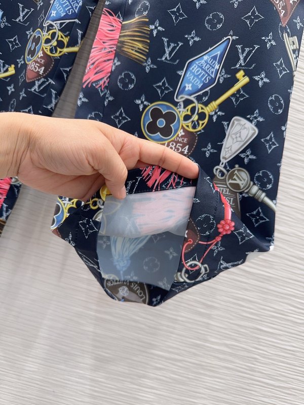 루이비통 빈티지 프린트 실크 팬츠 001-233479