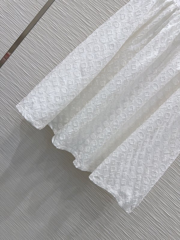 커스텀 자카드 컷오프 민소매 원피스 001-233500
