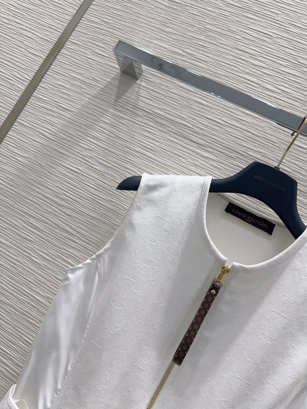 루이비통 뉴 화이트 민소매 원피스 001-233522
