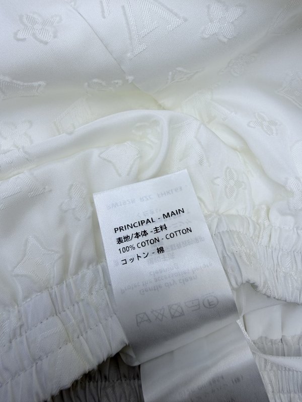 루이비통 자카드 레터링 밴딩 쇼츠 001-233563