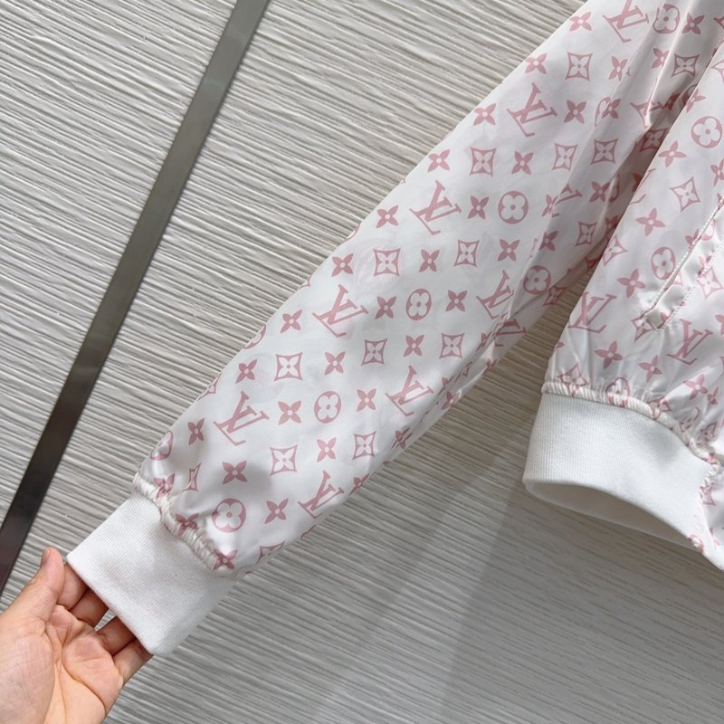 루이비통 양면 착용 자켓 아우터 001-233589