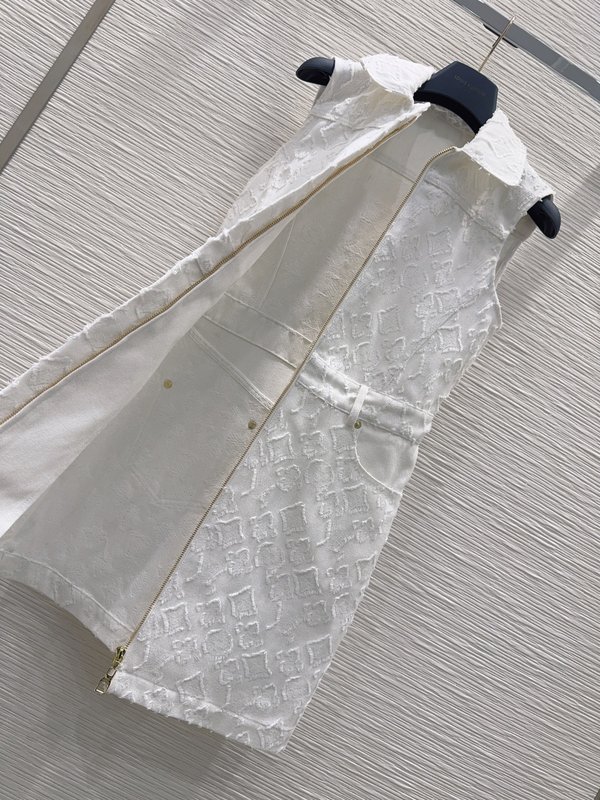 루이비통 모노그램 자수 컷오프 원피스 001-233618