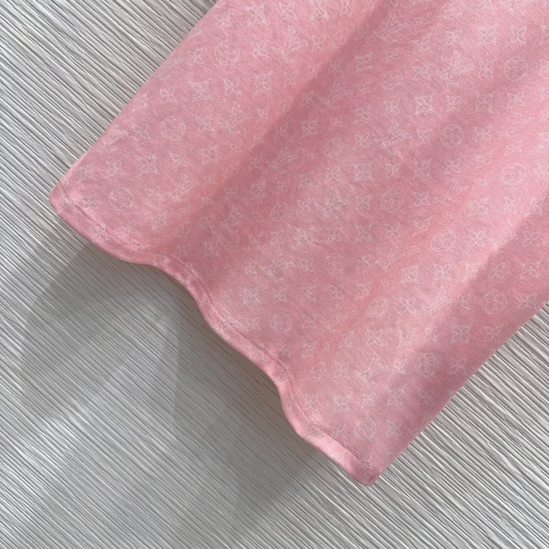루이비통 여성 핑크 루즈핏 반팔 티셔츠 001-233665