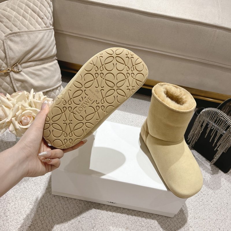 로에베 양모 일체형 스노우 부츠 001-233689