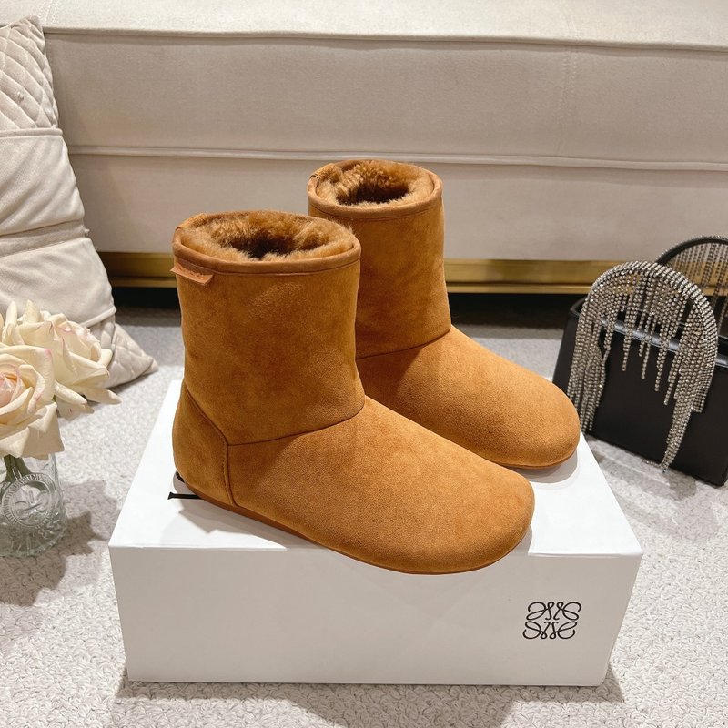 로에베 양모 일체형 스노우 부츠 001-233690