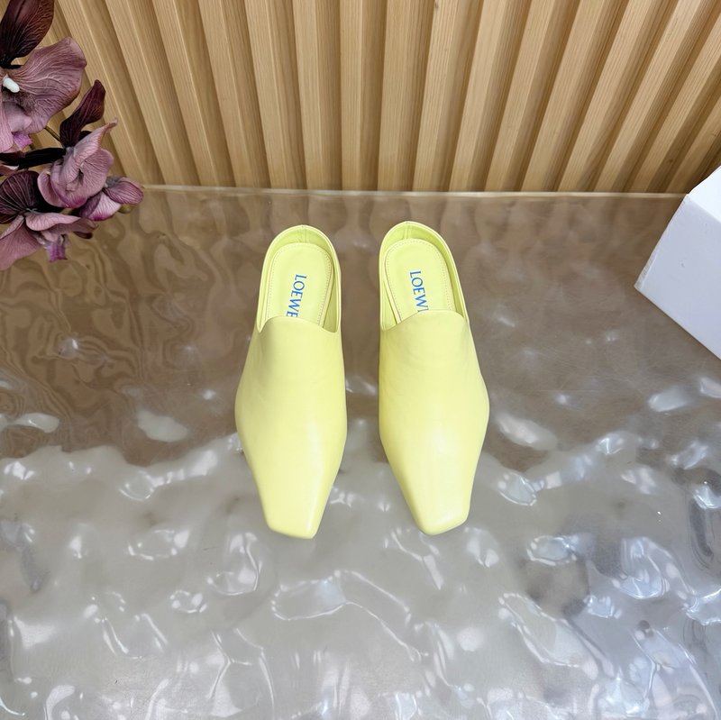 로에베 뉴 뮬 하프슬리퍼 캣힐 샌들 001-233695