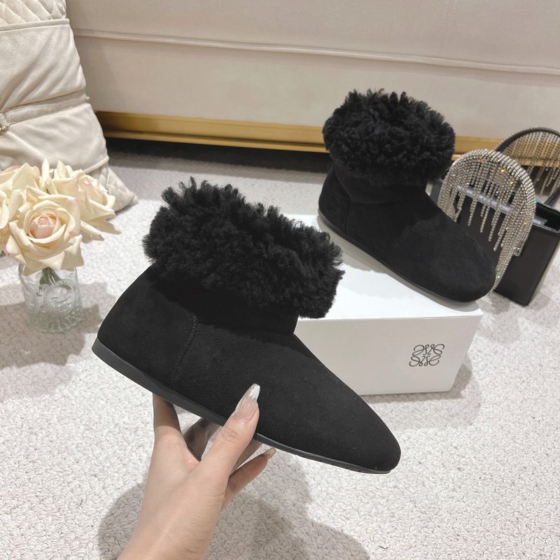 로에베 양모 일체형 스노우 부츠 001-233701
