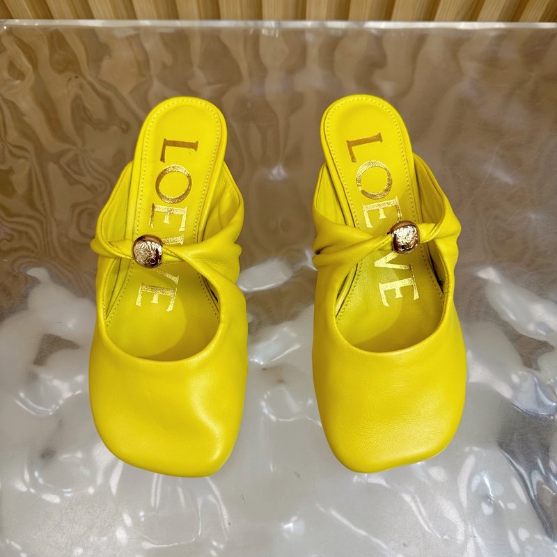 로에베이 캣힐 하프슬리퍼 여성화 001-233703