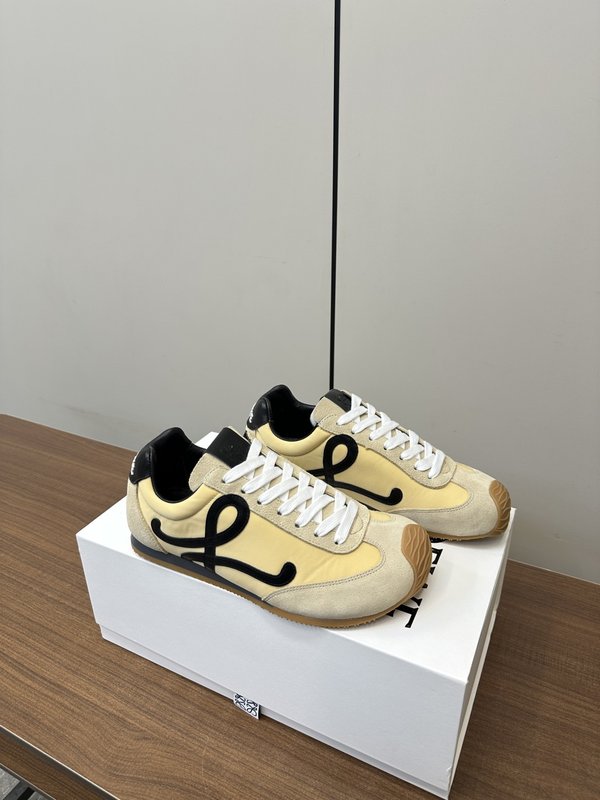로에베 스포츠화 스웨이드 메쉬 스니커즈 001-233716