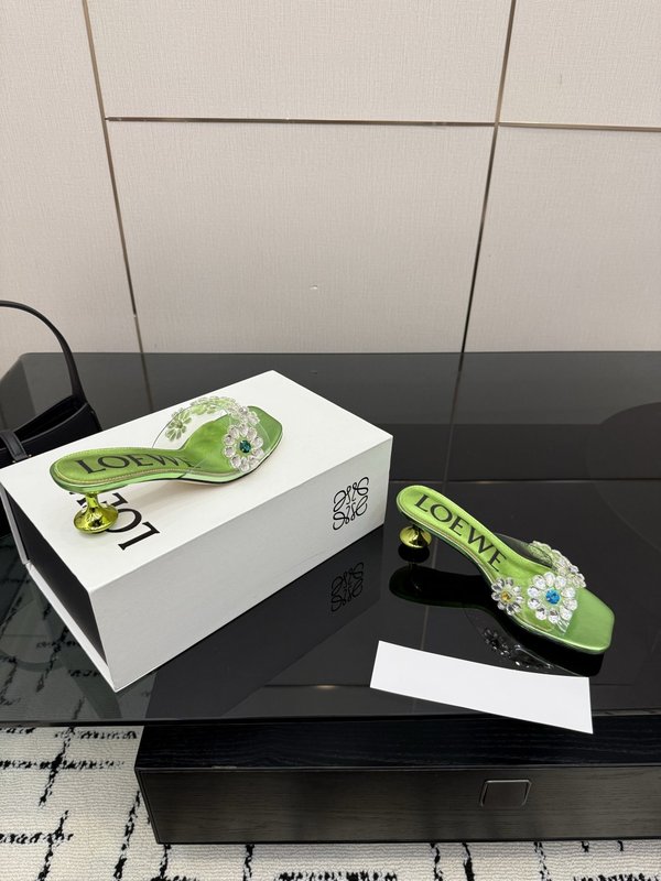 로에베 여름 한정판 필름 단조 슬리퍼 001-233719