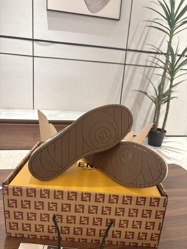 펜디 커플 레트로 캐주얼 운동화 001-233806