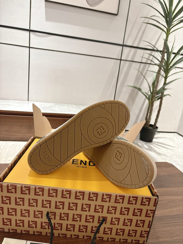 펜디 커플 레트로 캐주얼 운동화 001-233808