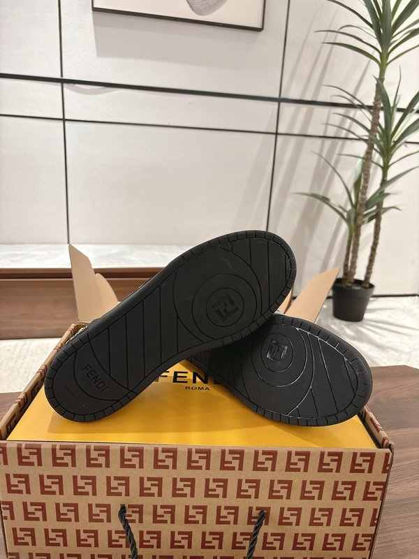 펜디 커플 레트로 캐주얼 운동화 001-233811