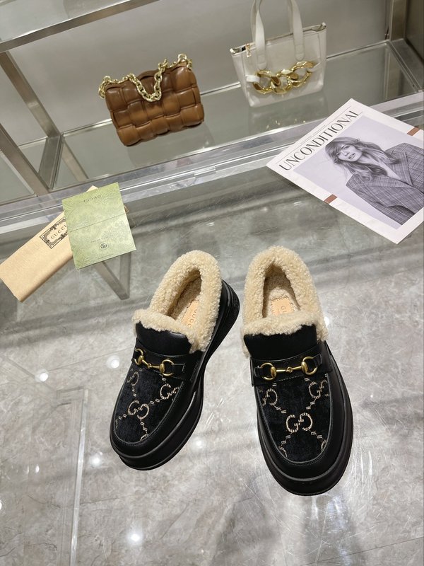 구찌 울 블렌드 말衔扣 로퍼 스노우 부츠 001-233889
