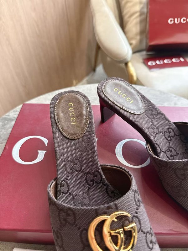 구찌 더블 G 플랫폼 샌들 여성용 001-233951