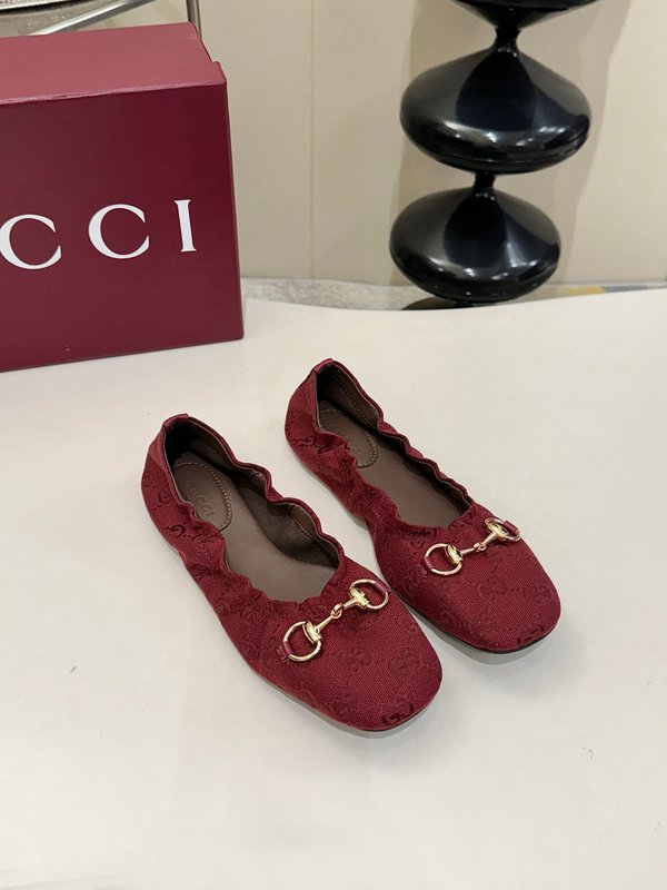 구찌 여성용 스퀘어 토 플랫 발레 슈즈 001-233983
