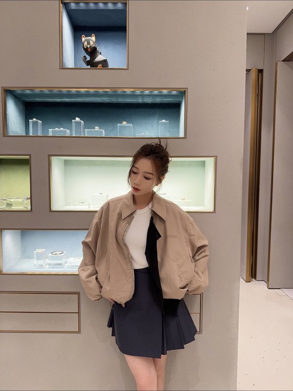 로에베 스플라이스 카키 자켓 001-234075
