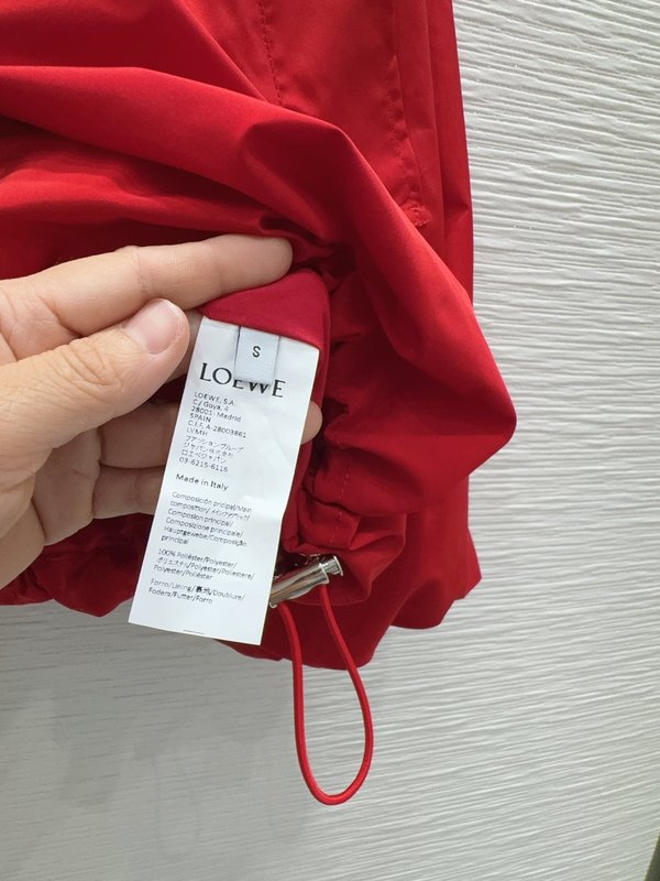 로에베 입체 커팅 자켓 001-234100