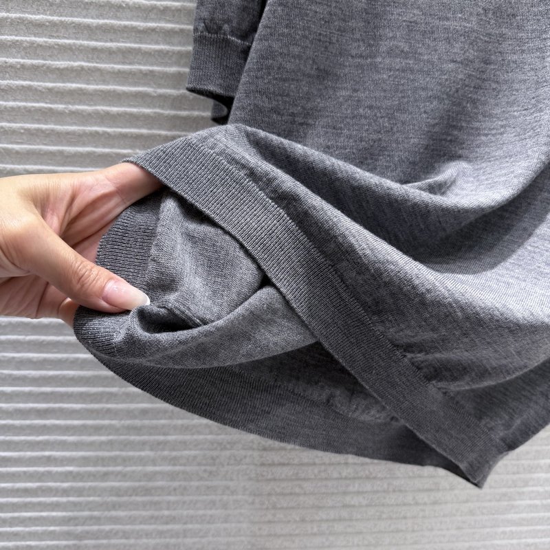 로에베 그레이 울 반팔 티셔츠 001-234108