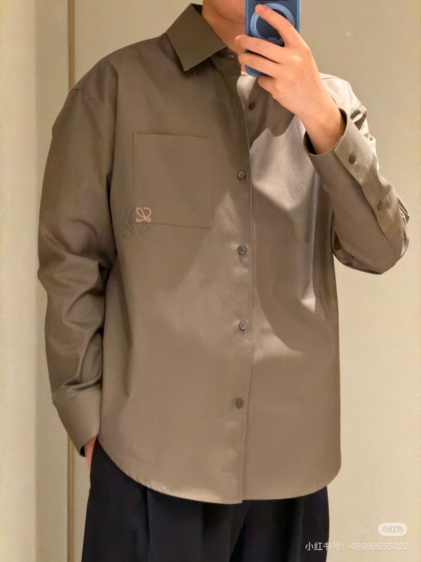 로에베 컬러 블록 로고 자수 칼라 셔츠 001-234213
