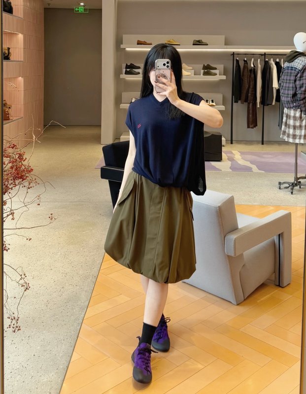 로에베 올리브그린 불규칙 버블 스커트 001-234278
