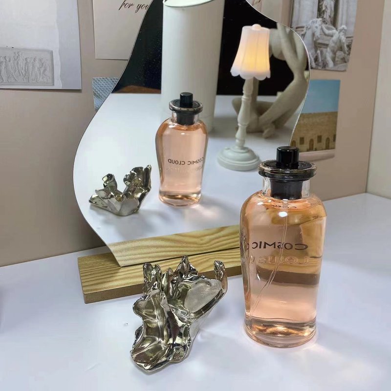 루이비통 코스믹 클라우드 유니섹스 향수 100ml 001-234853
