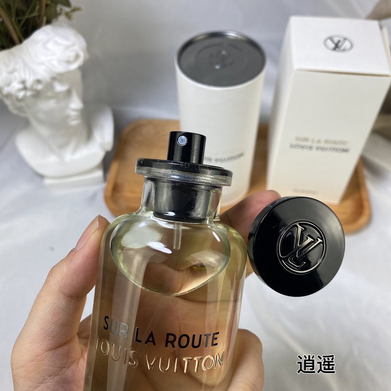 루이비통 쉬르 라 루트 오드뚜왈렛 001-234865