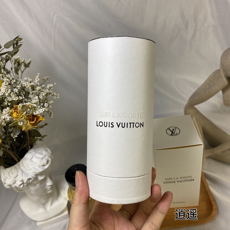 루이비통 쉬르 라 루트 오드뚜왈렛 001-234865