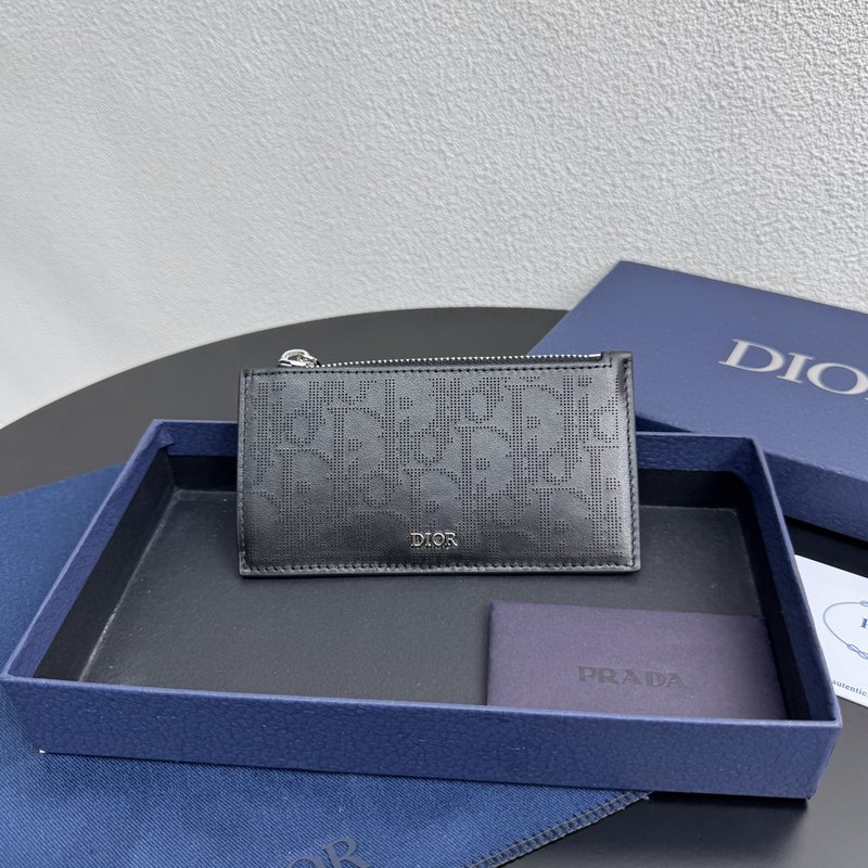 디올 블랙 엠보스드 레더 지퍼 카드지갑 001-234987
