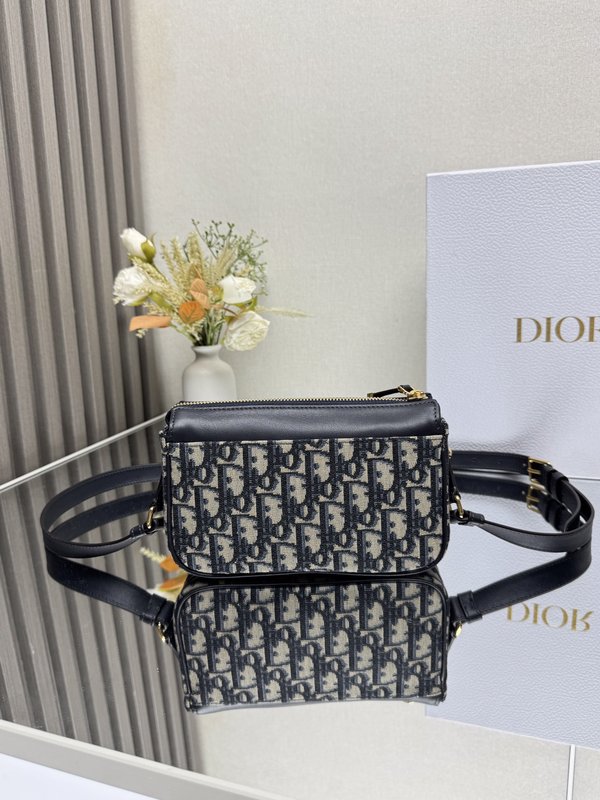 디올 바비 지퍼 핸드백 블루 캔버스 001-235052