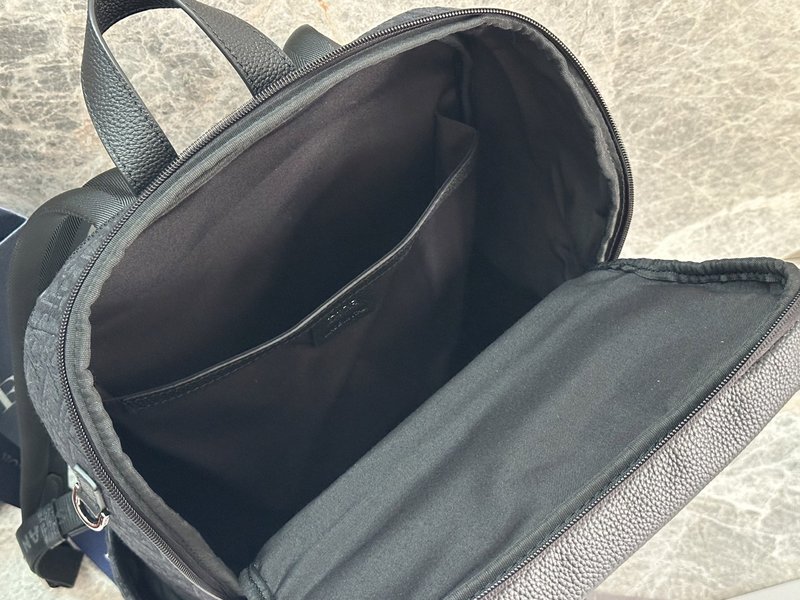 디올 남성 오블리크 프린트 지퍼 백팩 001-235116