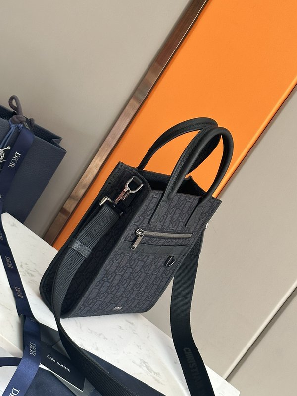 디올 사파리 노스사우스 미니 토트백 001-235208