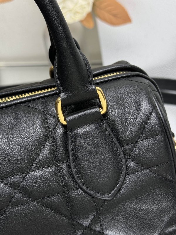 디올 그루브 블랙 오블리크 핸드백 001-235275