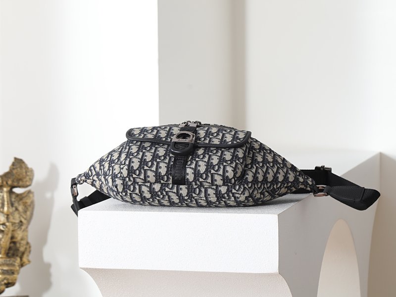 디올 블랙 오블리크 프린트 플랩 웨이스트백 001-235465