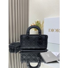 디올 미니 레이디 D-조이 매트 블랙 핸드백 001-235483